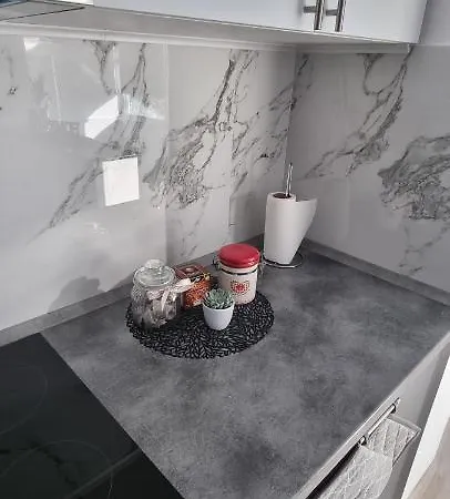 Elias Luxury Констанца