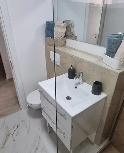 Elias Luxury Appartamento Constanţa