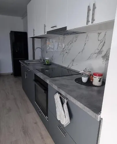 Elias Luxury Appartamento Constanţa